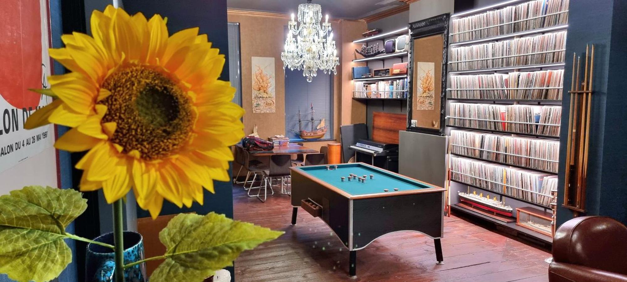 Logies La Chevre Folle - Lodging & Cooking In Style With Shared Kitchen Ostend Exterior photo
